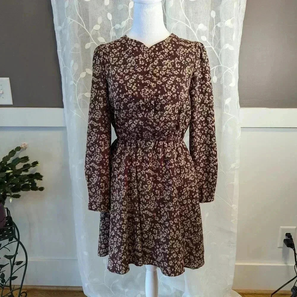 Luda Floral Mini Dress, Elastic Waist, Long Sleeves, Button Front, Size M